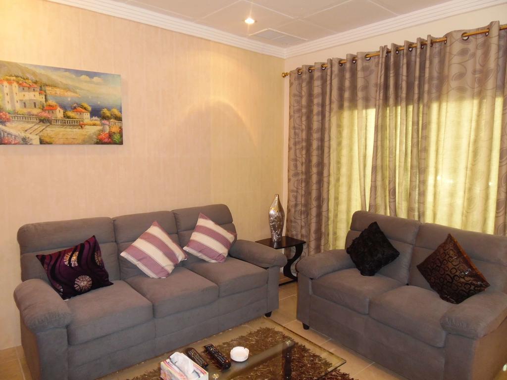 Leader Apartments 2 Kuwait City Phòng bức ảnh