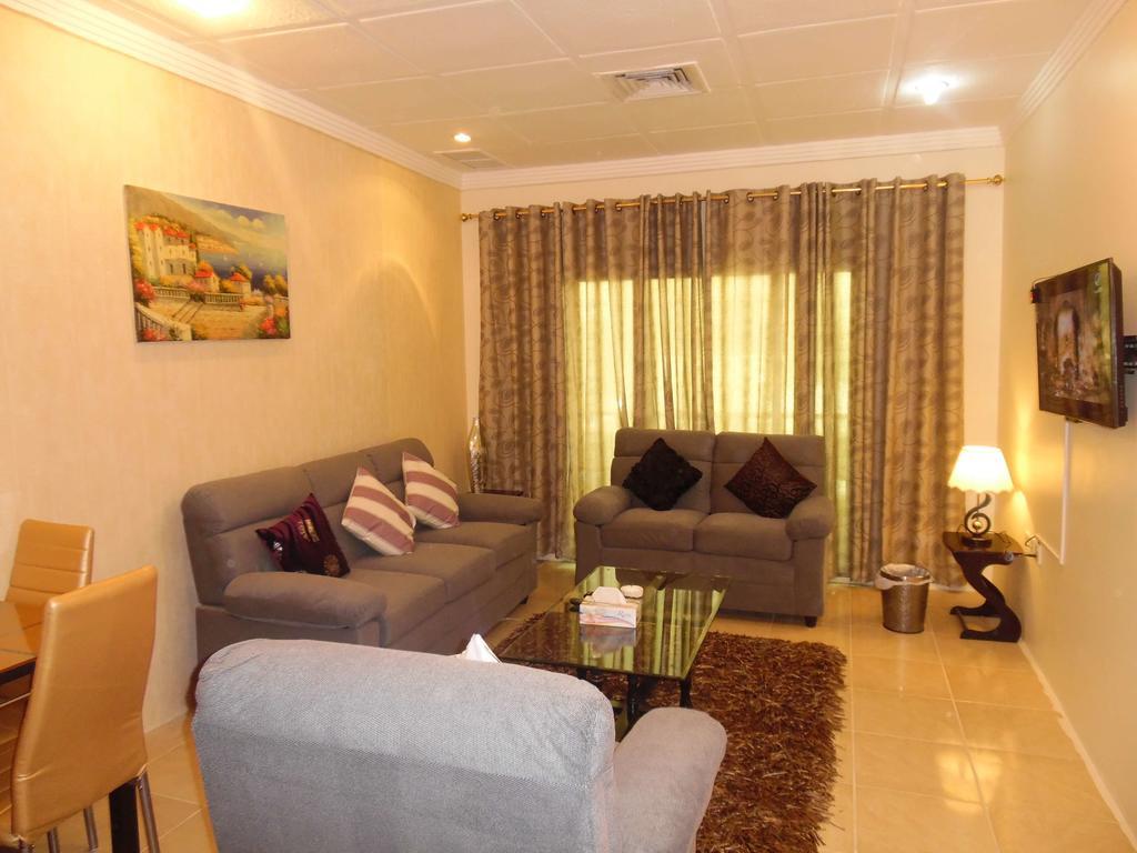 Leader Apartments 2 Kuwait City Phòng bức ảnh